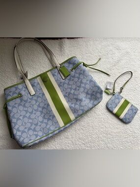 NWT Coach Blue White Green Signature Canvas Carryall Tote Wristlet Matching Set